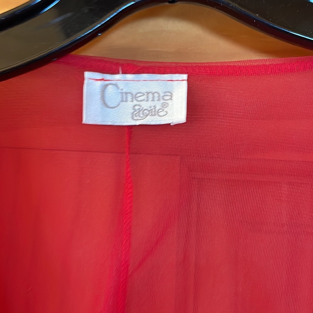 Cinema Red Sheer Short Robe - Picture 2 of 2